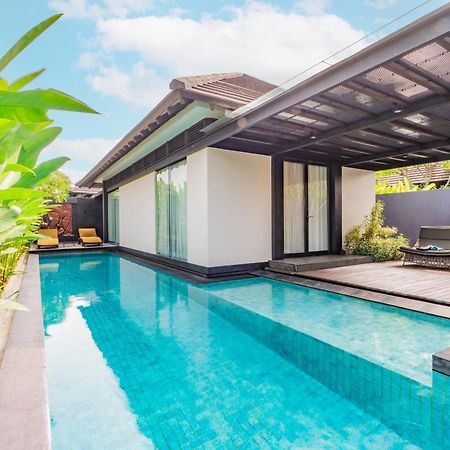 Javana Royal Villas Seminyak  Ngoại thất bức ảnh