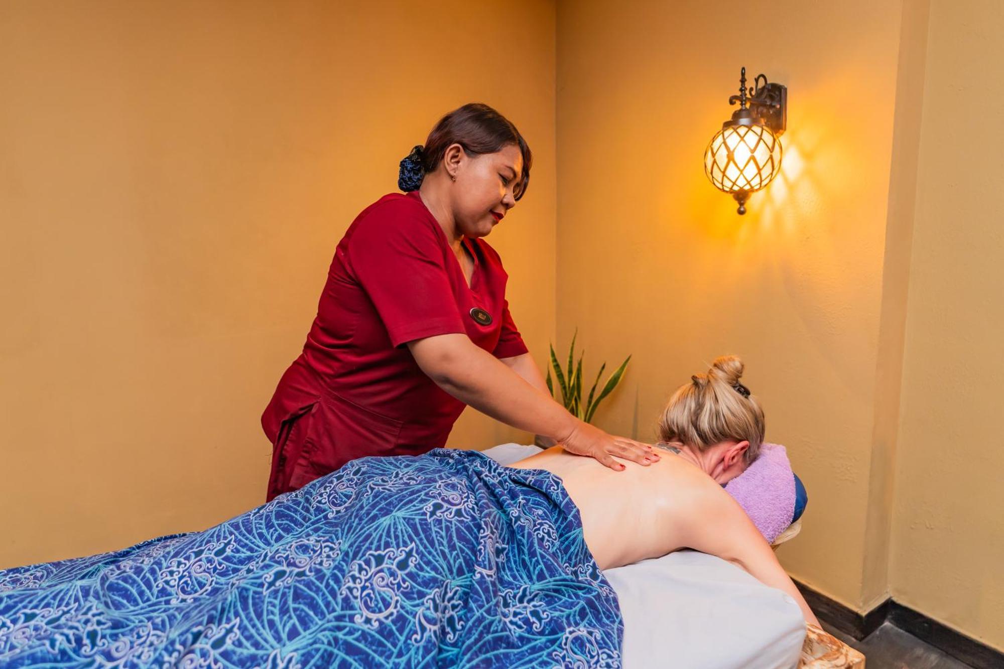 Javana Royal Villas Seminyak  Ngoại thất bức ảnh